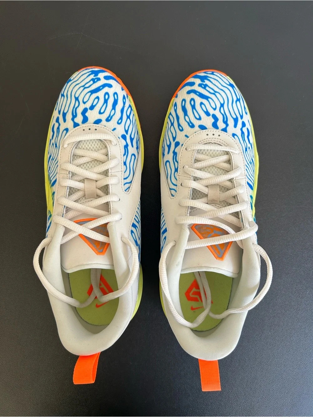NIKE FREAK 6 “Lenticular” Grade School Kids Basketball Sneakers Size 7Y